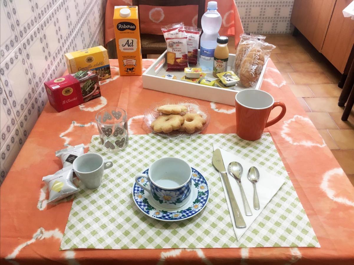 Bed And Breakfast Da Antonio - Orgosolo Exteriör bild