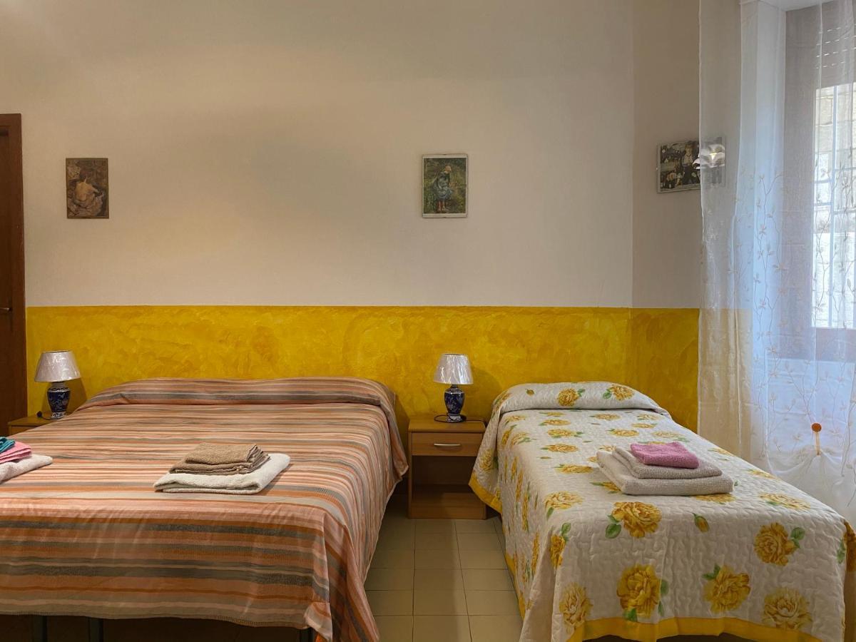 Bed And Breakfast Da Antonio - Orgosolo Exteriör bild