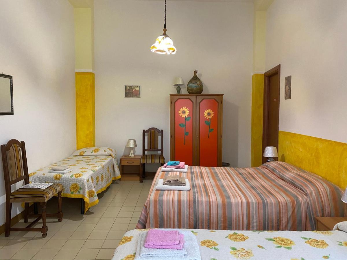 Bed And Breakfast Da Antonio - Orgosolo Exteriör bild